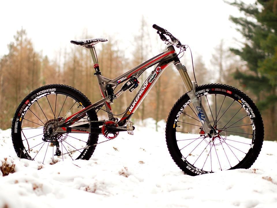 s1600 Mega 2.jpg?VersionId=8v.YpJRZMRnxt9hO11V28