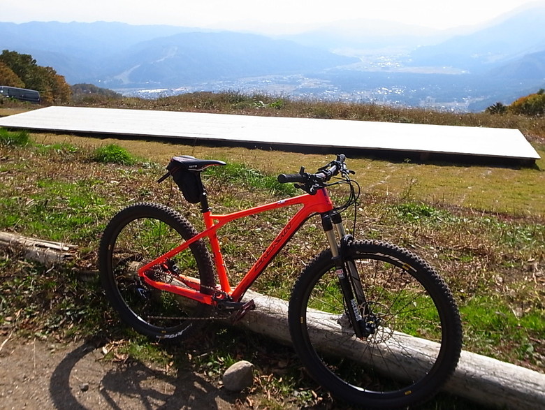 Gt Zaskar Carbon Elite Neon Colors Hiroaki S Bike Check Vital Mtb