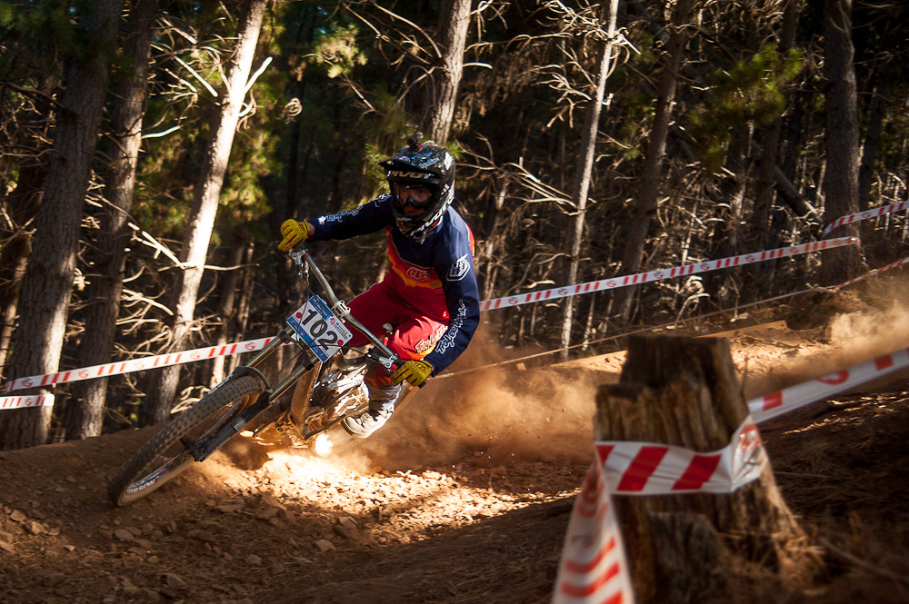 Danielle Beecroft - green2gold - Mountain Biking Pictures - Vital MTB