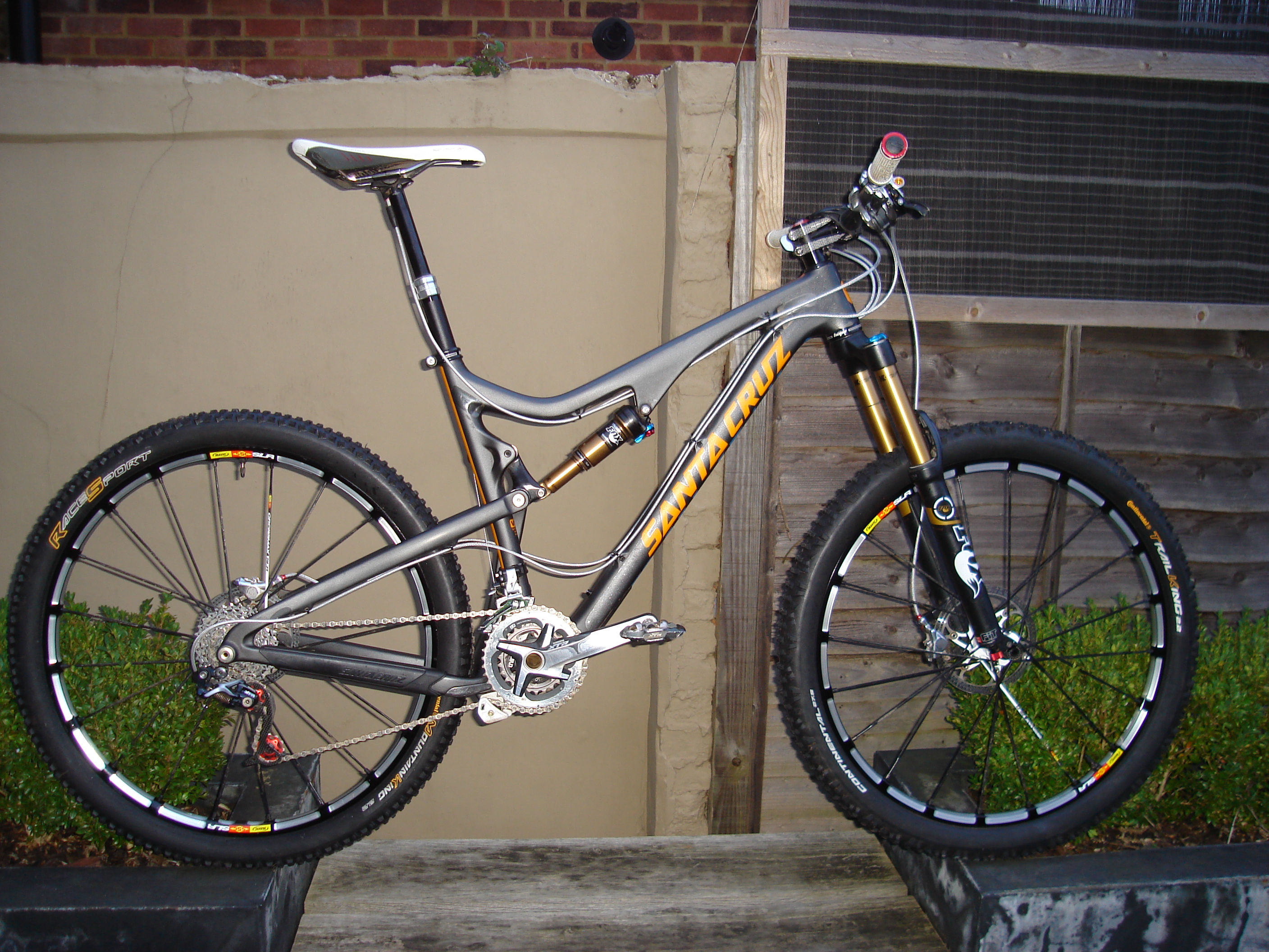 santa cruz bronson bike