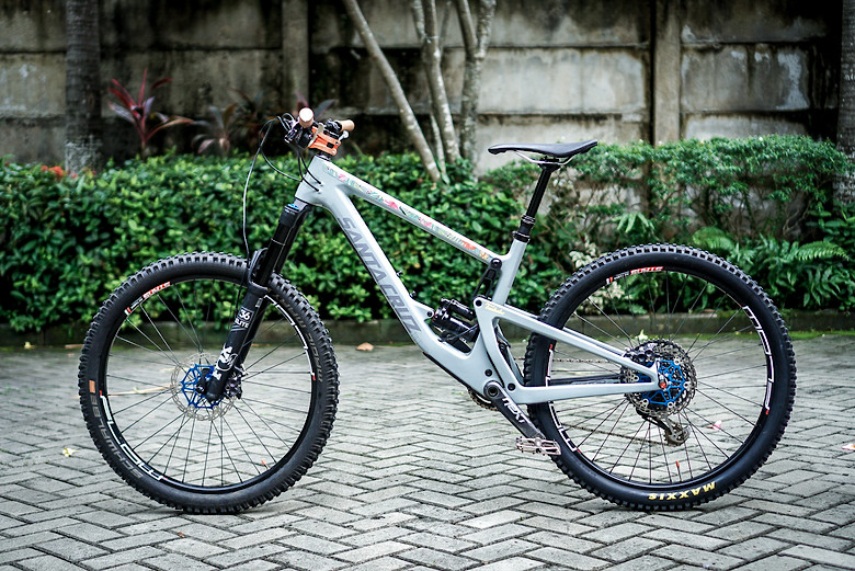 Santa cruz bronson primer grey Clearance