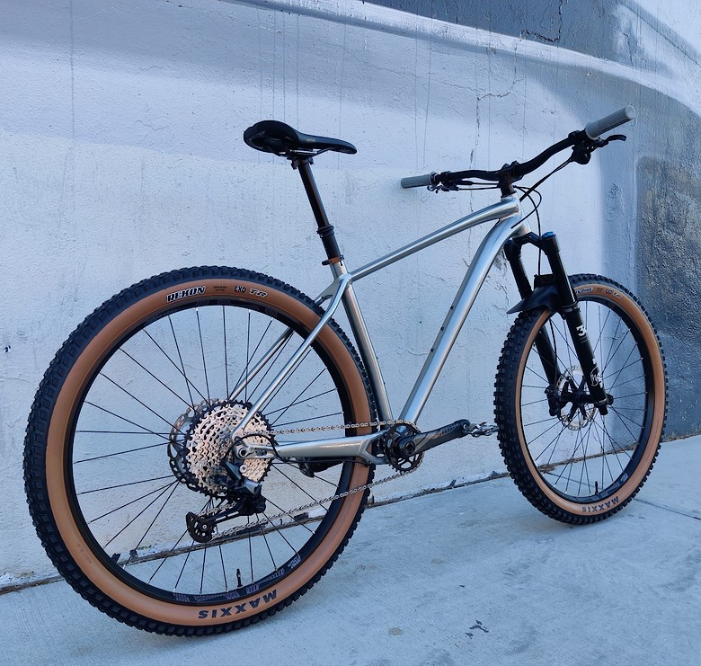 Specialized Fuse Custom - teethandnails's Bike Check - Vital MTB