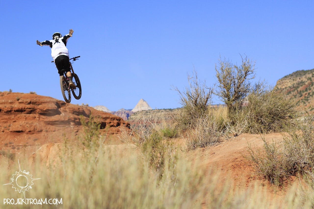 Nick Simcik in Virgin, UT projekt roam Mountain Biking Pictures