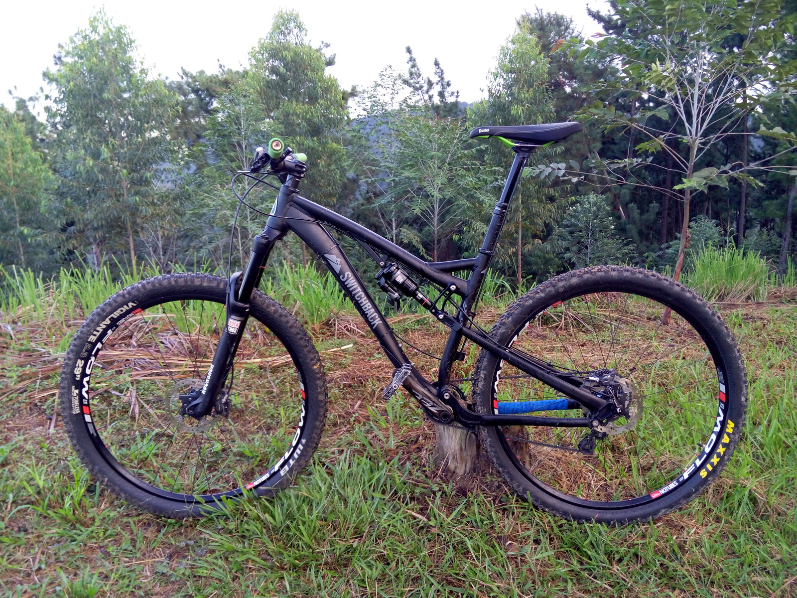 SWITCHBACK Unveil 9 nahcism's Bike Check Vital MTB