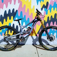 YT Tues Anthracite Arrow
