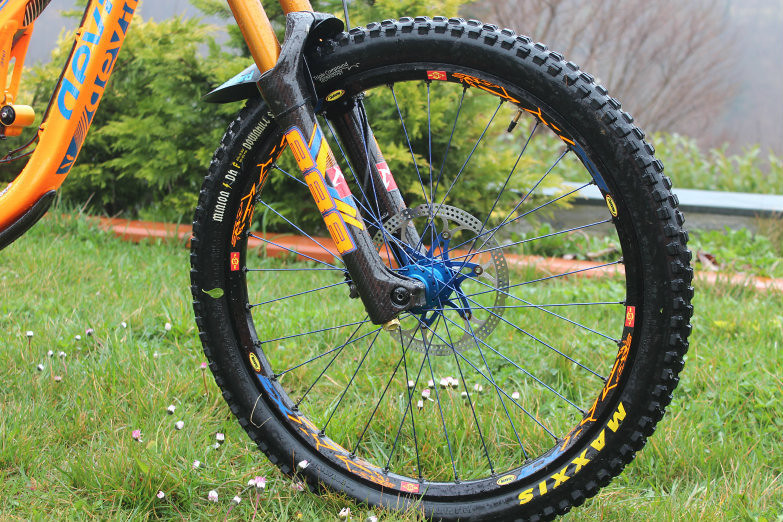 Devinci Wilson Custom Paint Fluo Orange/Electric Blue 2015 KOCISS's