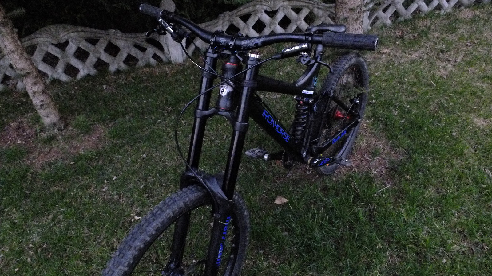 Iron Horse Sunday! Jaca o_x's Bike Check Vital MTB