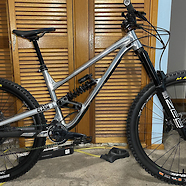 Custom Commencal Clash 2021