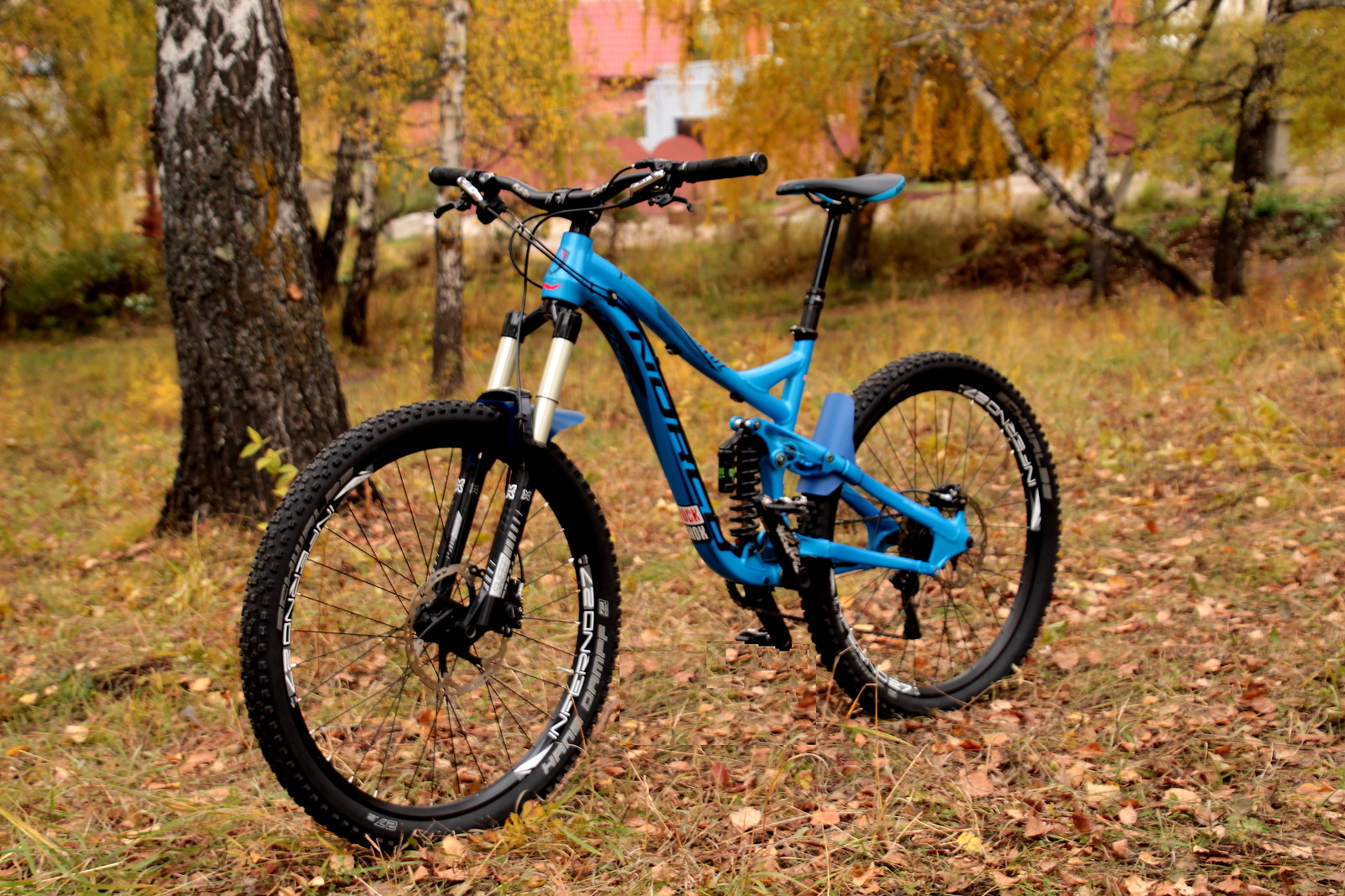 Norco Range Blue Lightning Uncle Andrew S Bike Check Vital Mtb