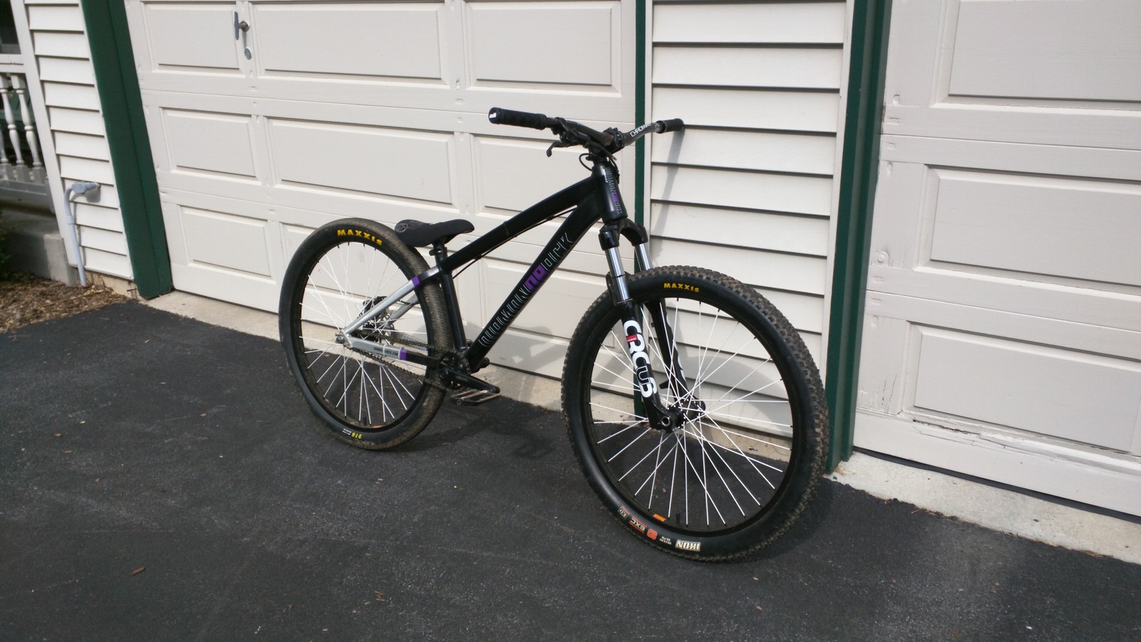 diamondback assault dirt jumper