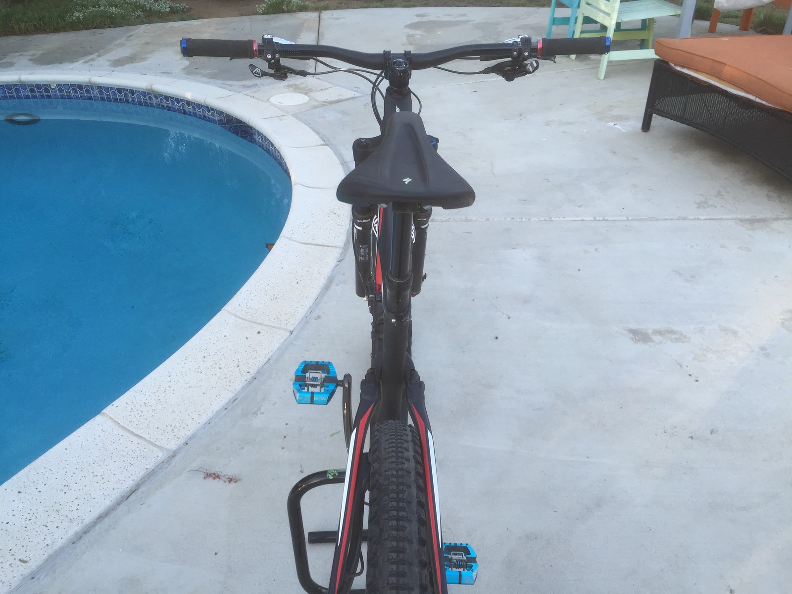 specialized carbon road bicycles