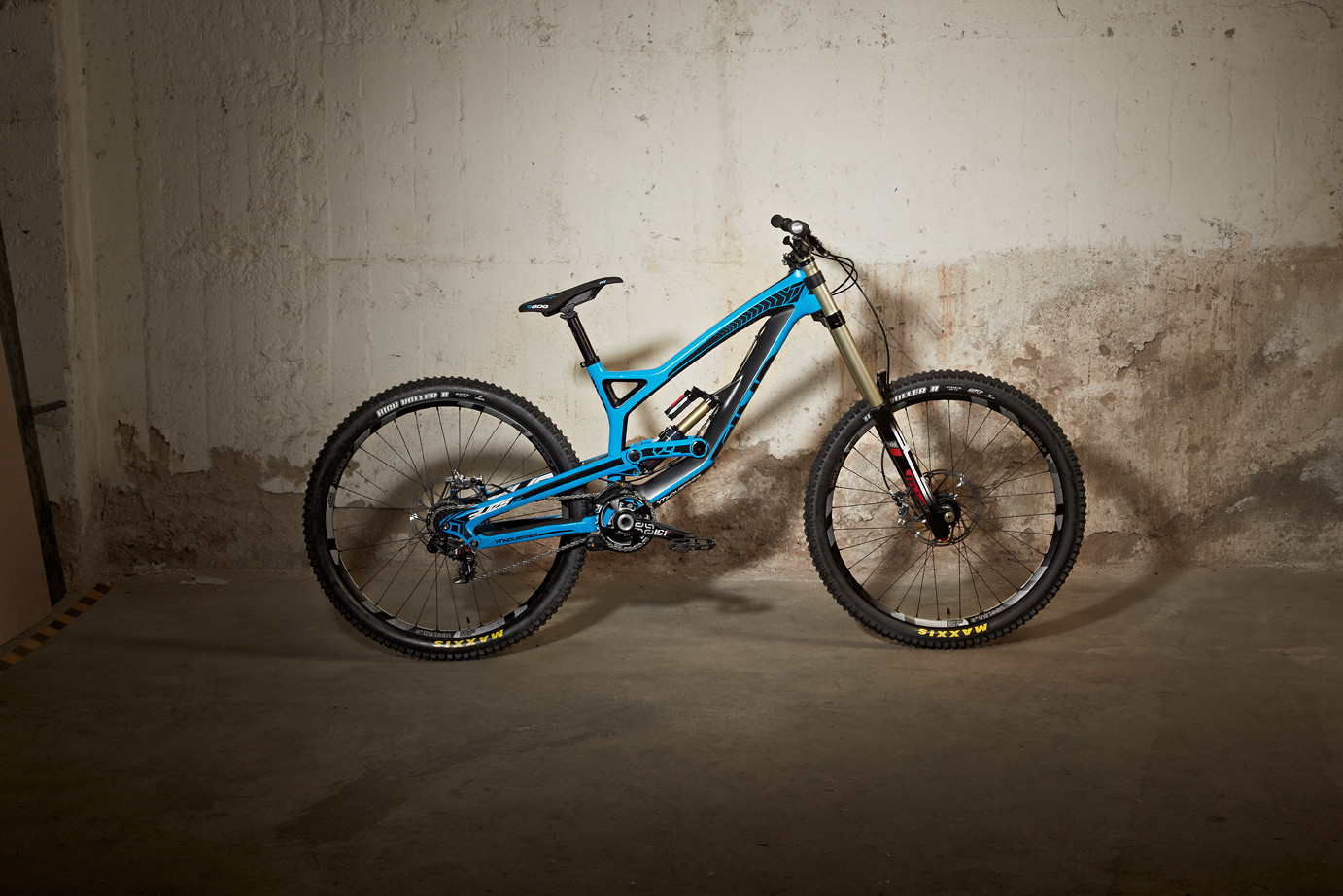 Tues CF Pro YT USA Mountain Biking Pictures Vital MTB