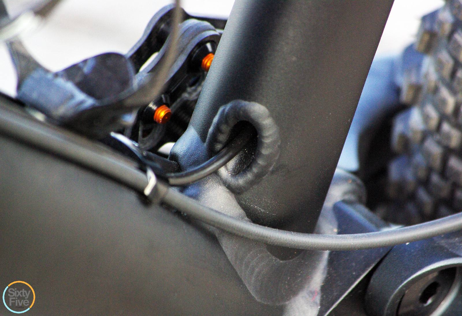 Shocks, image size:1600x1095