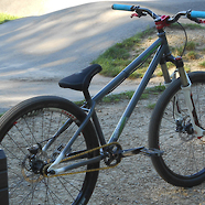 NS Suburban + Bos Deville Pumptrack Toy