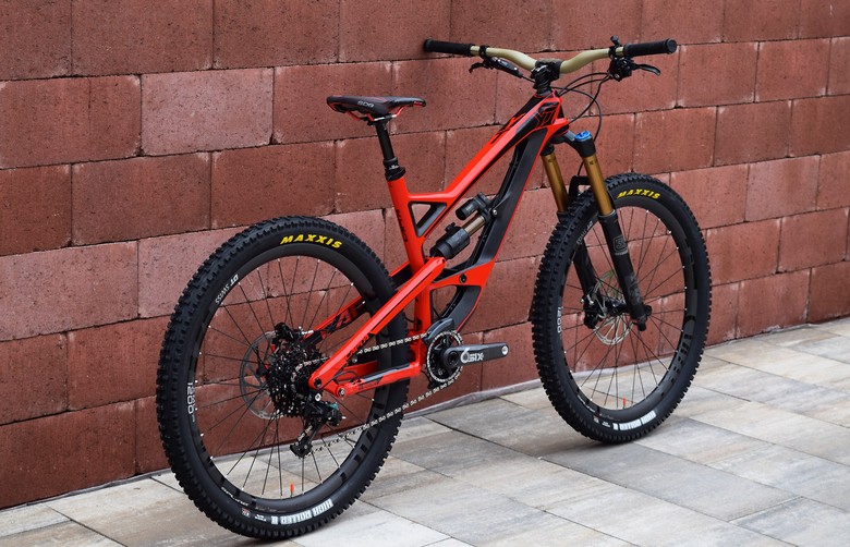 yt capra cf pro race 2016