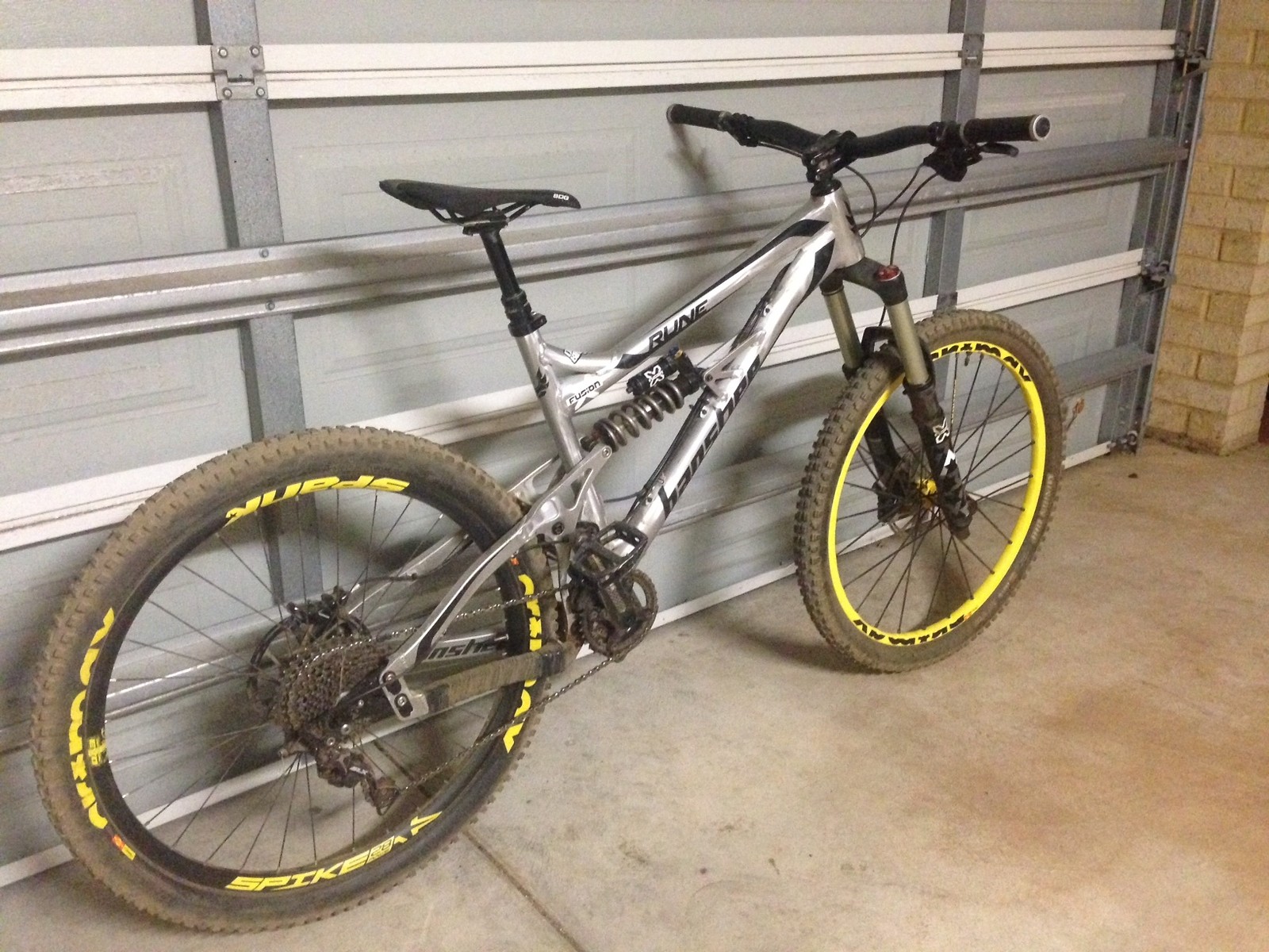 Banshee Rune Coil - keewee52's Bike Check - Vital MTB