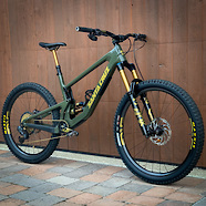 2022 Santa Cruz Bronson Custom