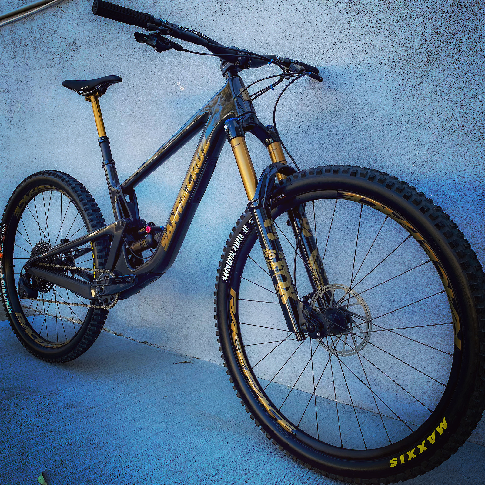 2022 Santa Cruz Hightower Fox 38/DPX2 cblesius