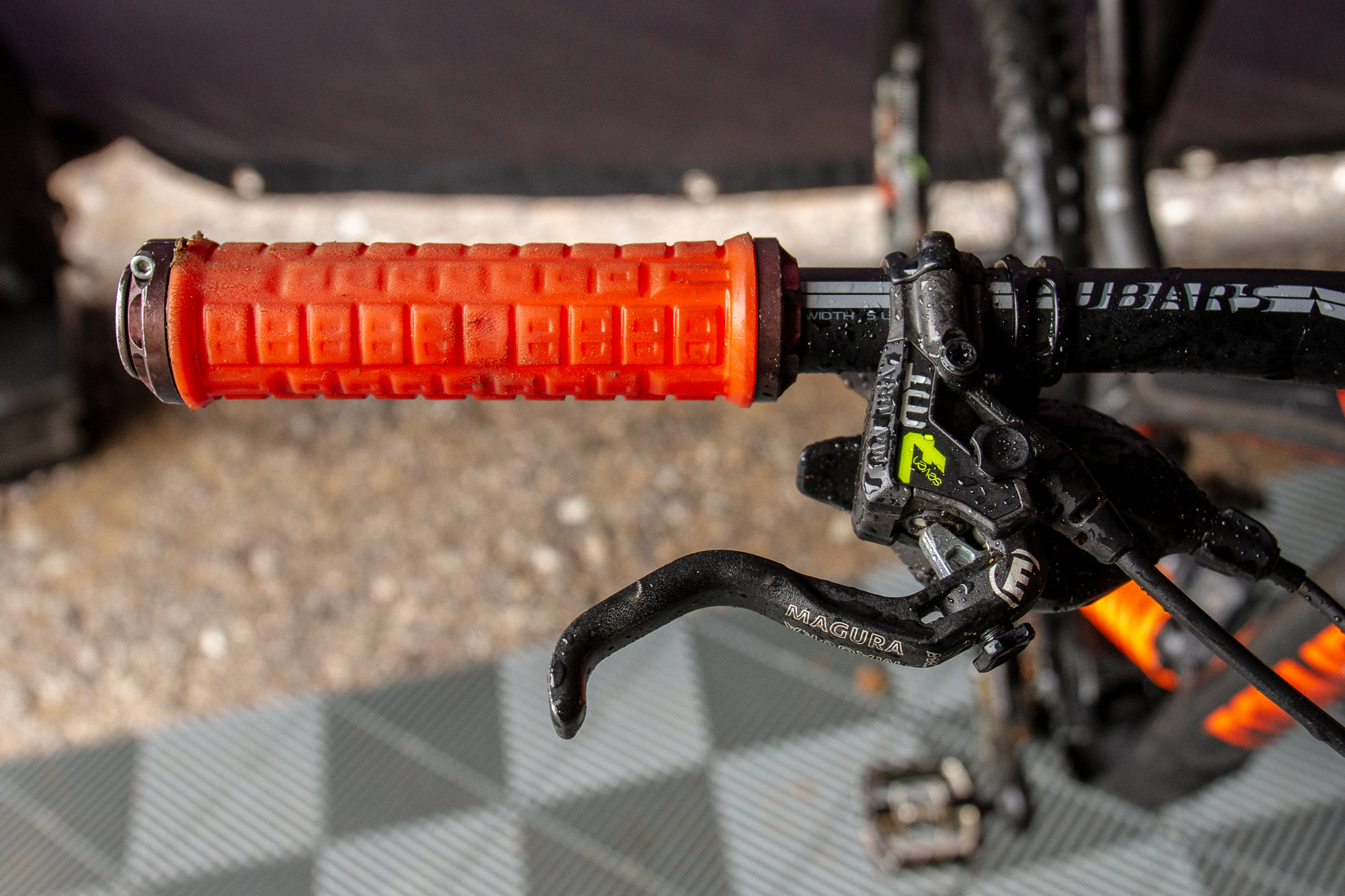 Dillon Rev Grips and Magura MT7 Brakes PIT BITS 2019 Windrock