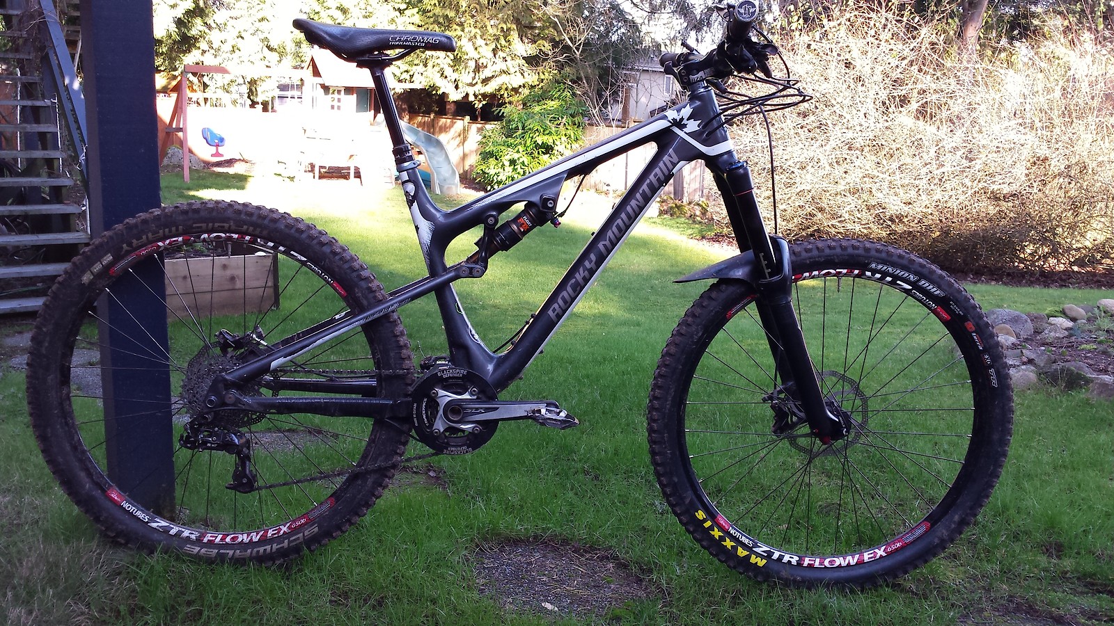 Mサイズ Altitude Carbon rockymountain MY21_Altitude_29_C99_C1_Profil