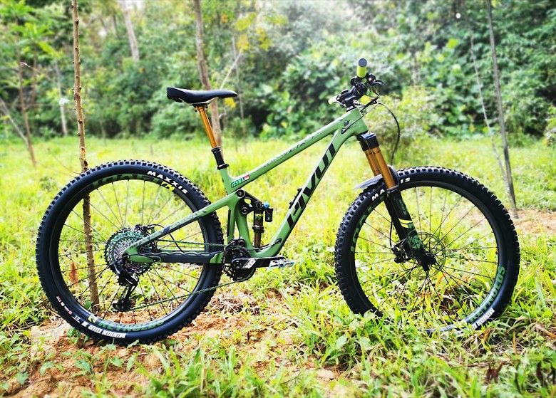 Pivot switchblade green Outlet