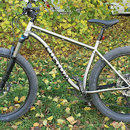 https://custom-titanium-bikes.com