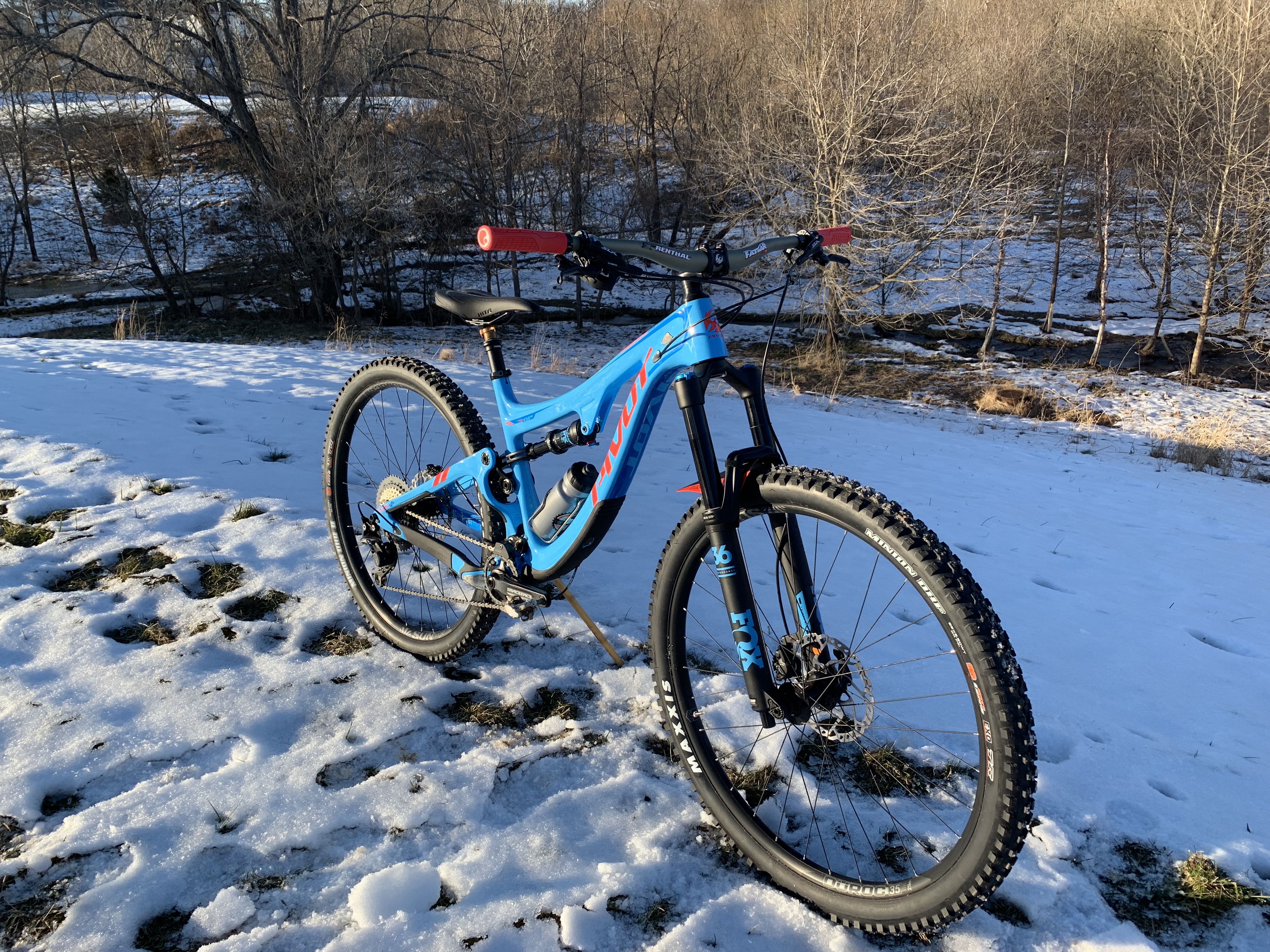 Pivot switchblade aluminum Clearance