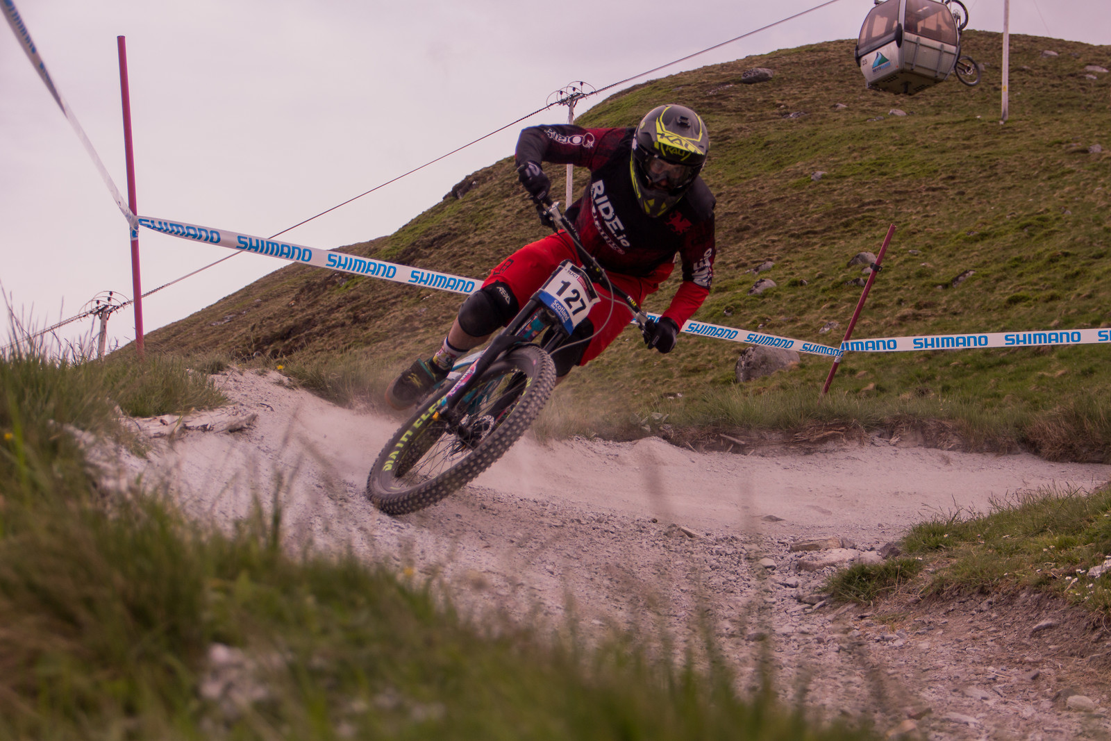 uci downhill live