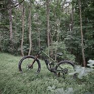 PIVOT Switchblade 2020 aka "Lodenjanker" "Peasoup" "Klappfeitl"