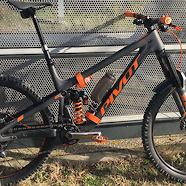Pivot Mach 6 2021 mullet me !!!