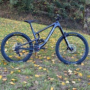Santa Cruz Nomad DH mullet