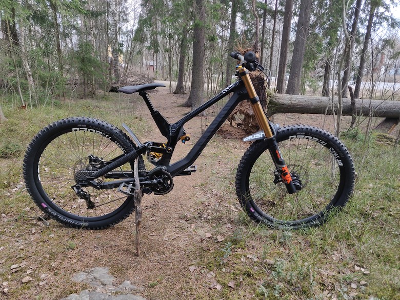 Plushed Canyon Sender Ohlins Kiltobin S Bike Check Vital Mtb