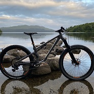 azestyenterprise's Commencal