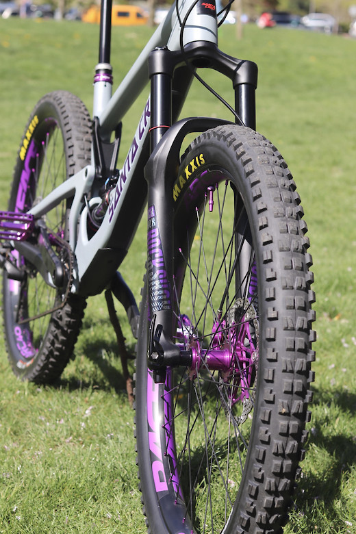 shockwave dirt 4 mountain bike