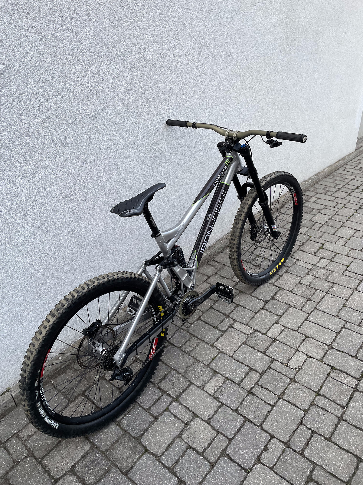 2019 iron horse mtb 24インチ 2019 iron horse mtb 24インチ