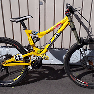 Commencal Supreme DH v1