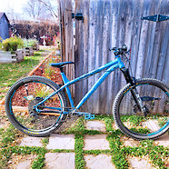 Nukeproof Scout 275