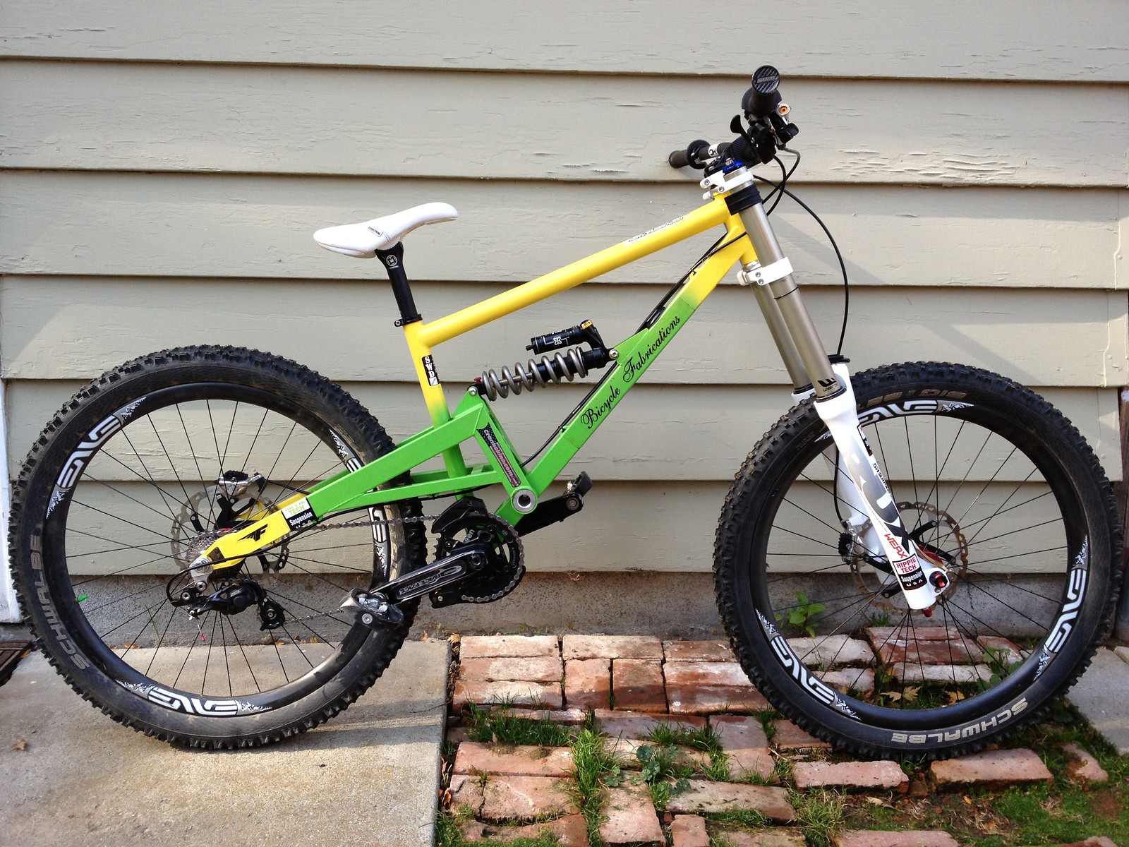 second hand dh bike