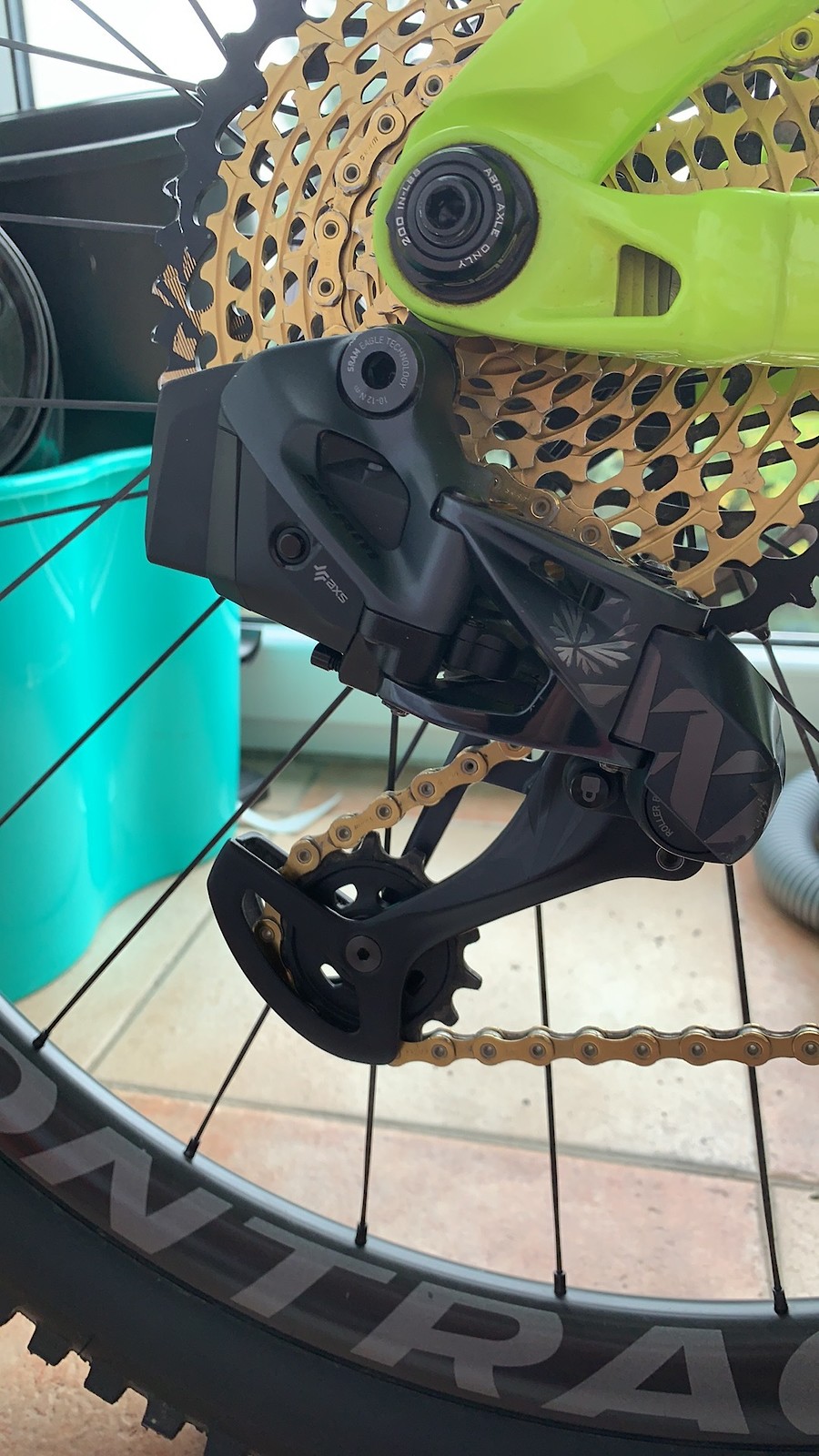 gold mtb wheels