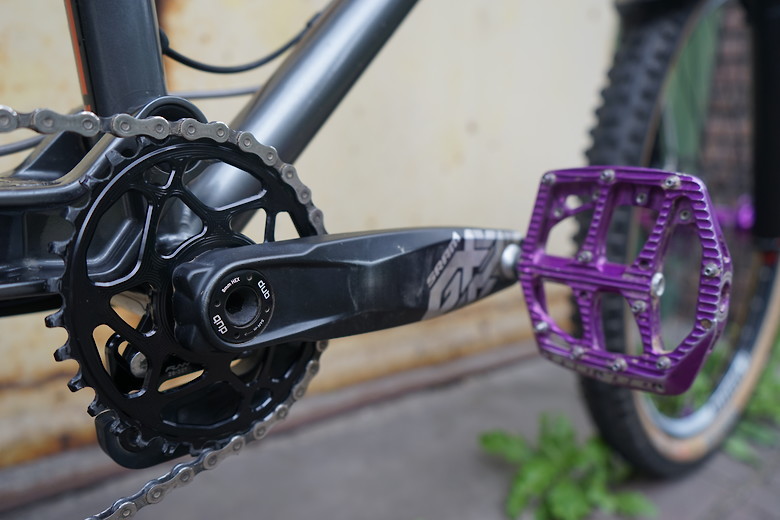 red cycling products pro big air rocket pressure