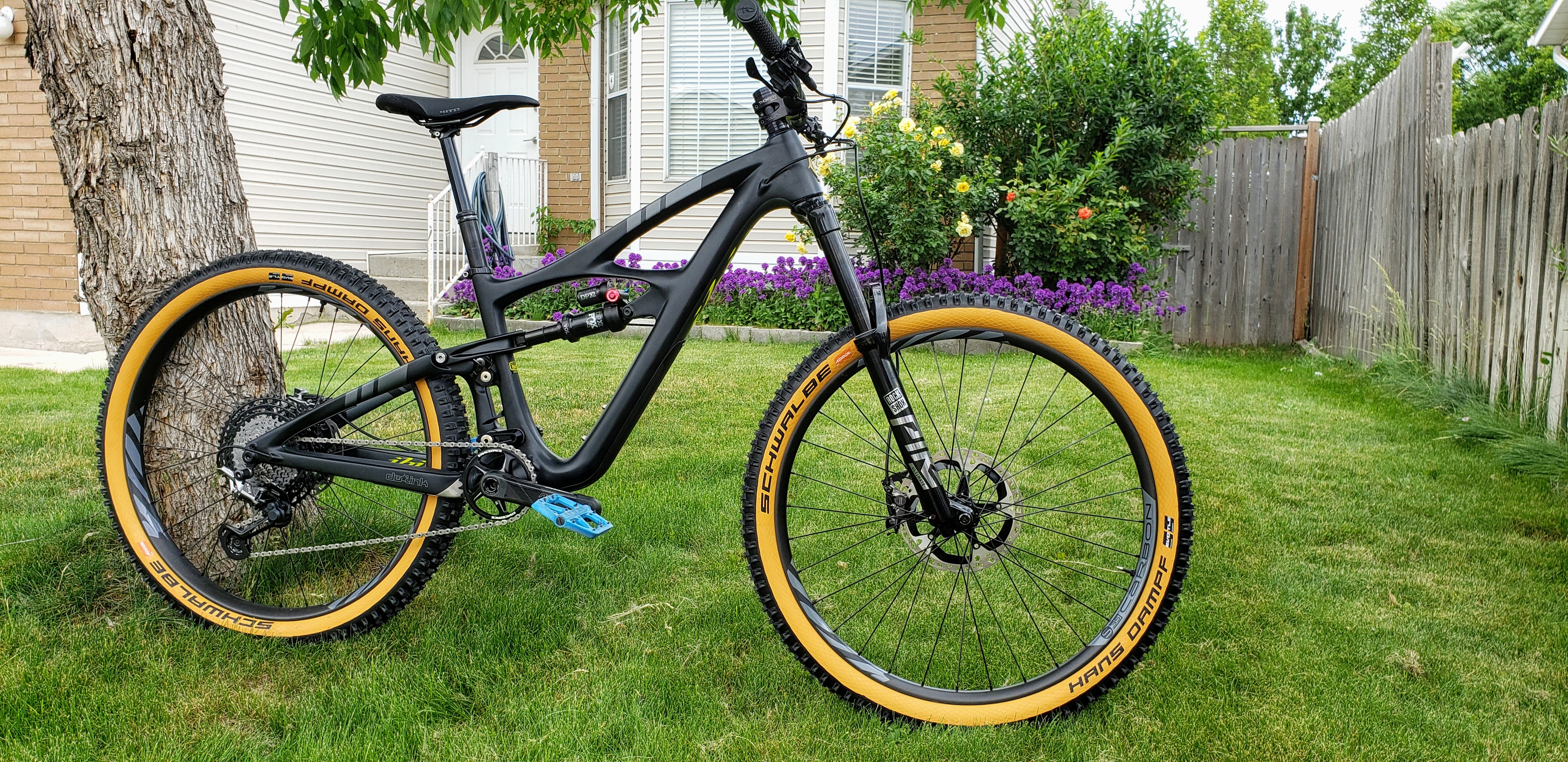 blacked out mountain bike