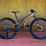 Intense Sniper XC Whip