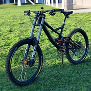custom built 2014 demo 8 carbon 26”
