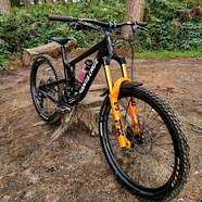 Santa cruz nomad v4