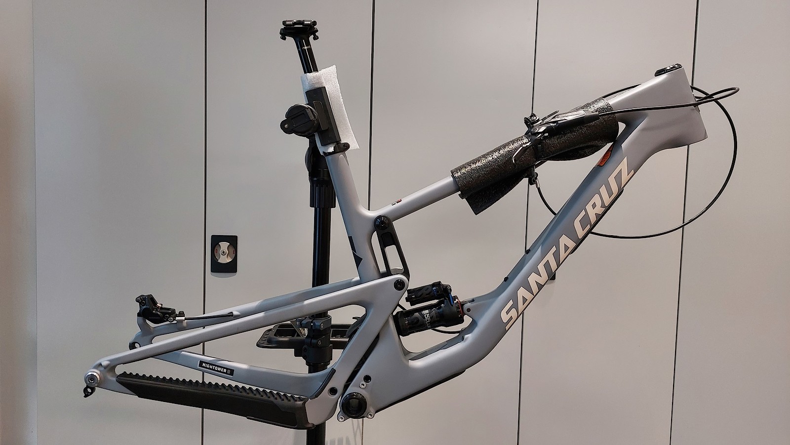 Santa Cruz Hightower Custom AXS 