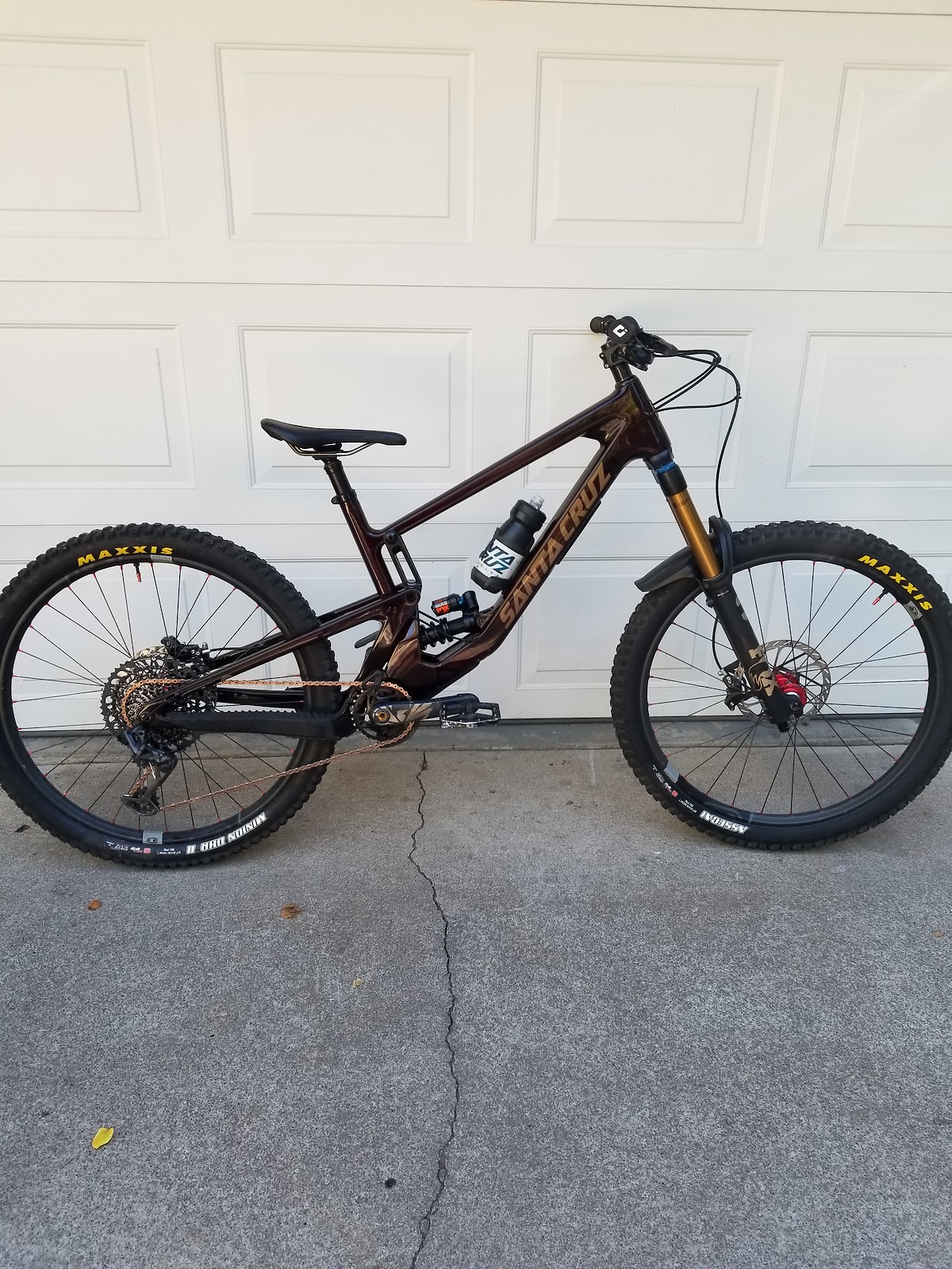 choiceページ 2022) FULL CARBON CUSTOM SANTA COIL - Johnnyfoes's Bike