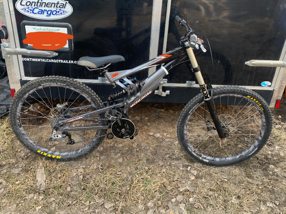 mongoose camo bike