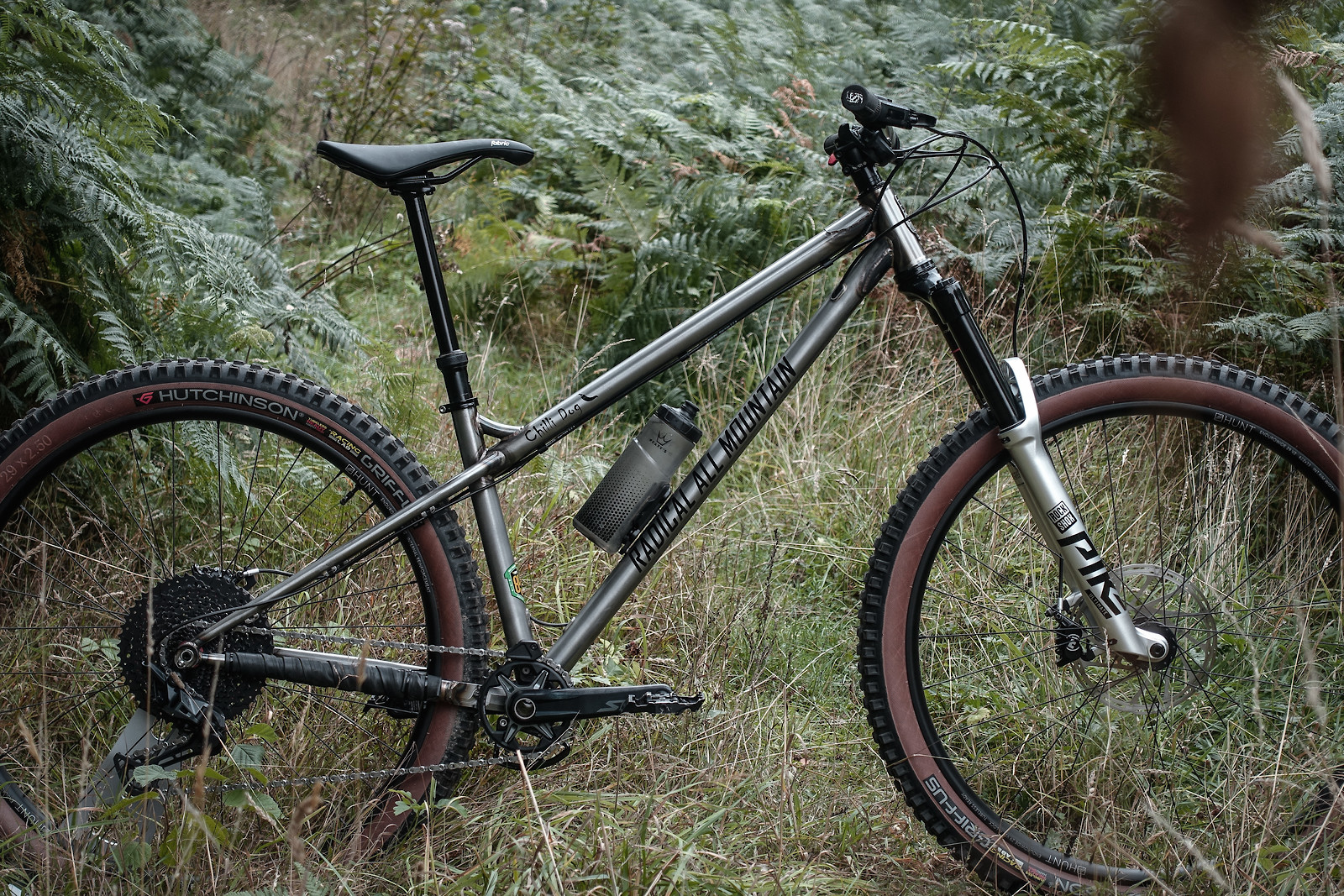 Radical All Mountain Chilli Dog: A UK made steel hardcore hardtail ...