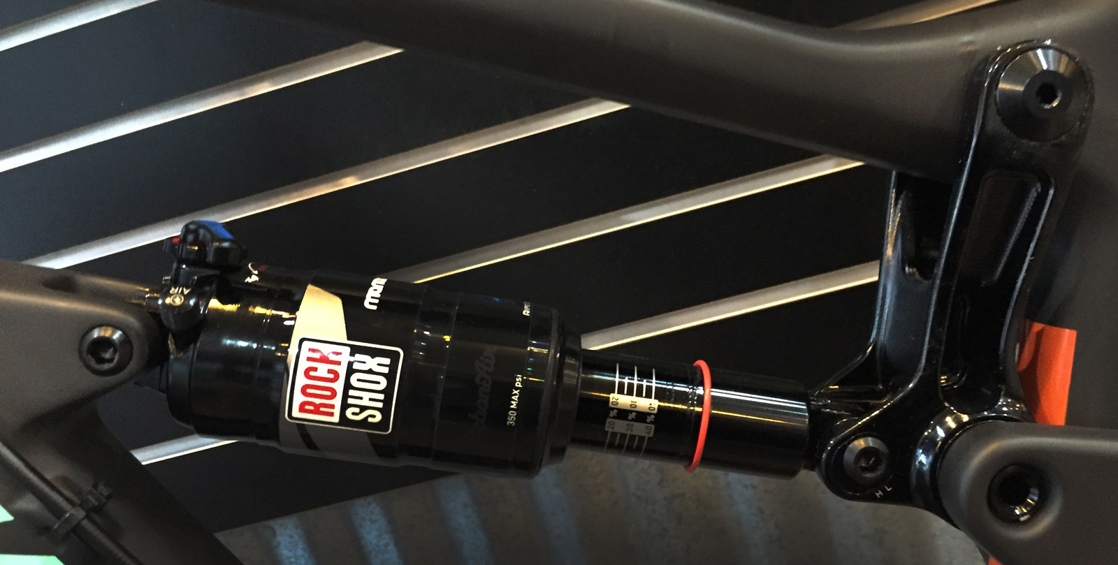 s1600 Hightower Shock Detail.jpg?VersionId=fWUy20qv6uK3BaxX.jXb7IDrhYQ