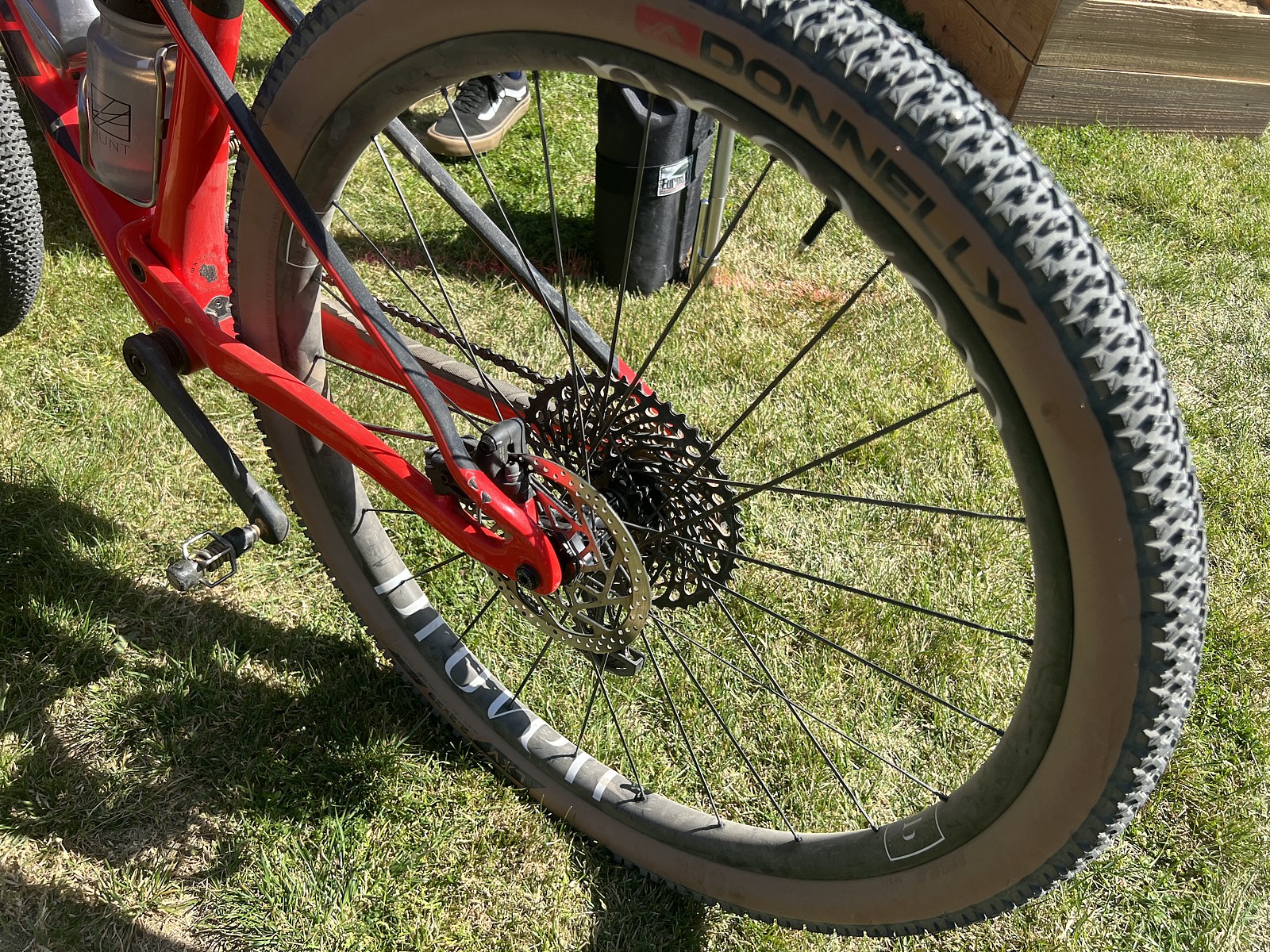 Hunt Proven Race XC Wheel - PIT BITS - 2022 Sea Otter Classic 3